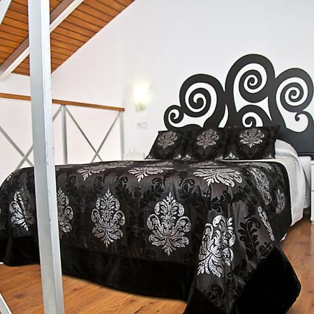 Apartamentos La Casa De La Alameda ميدينا سيدونيا المظهر الخارجي الصورة