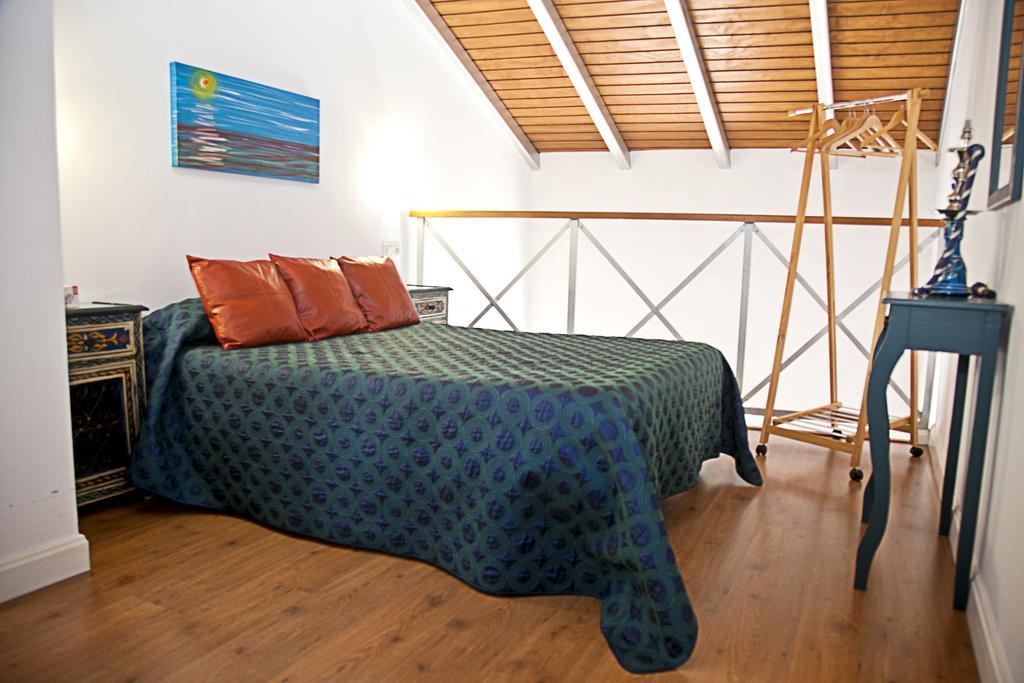 Apartamentos La Casa De La Alameda ميدينا سيدونيا الغرفة الصورة