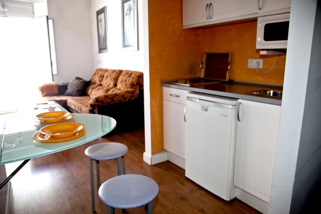 Apartamentos La Casa De La Alameda ميدينا سيدونيا الغرفة الصورة
